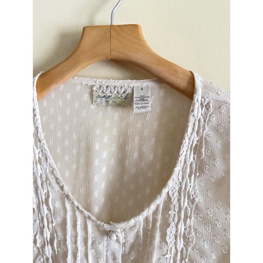 Gimmicks by BKE Top Lace Crochet‎ Button Romantic Cottage ivory Blouse Small - Picture 2 of 4